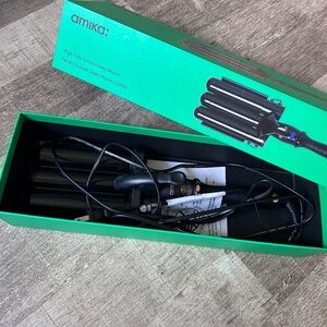 Amika High Tide Jumbo Deep Waver 32mm Ceramic Barrels 1.25 in